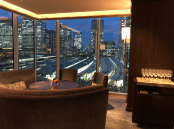 ラグジュアリーソーシャルアワーの会場であるフォーシーズンズホテル東京